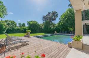 Venta casa San Isidro-7 amb.-Pileta-Jardin