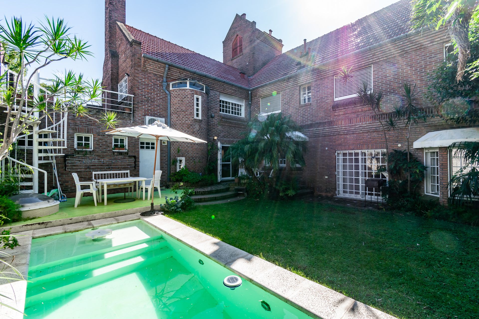 Venta Casa de 8 Ambientes en Martinez