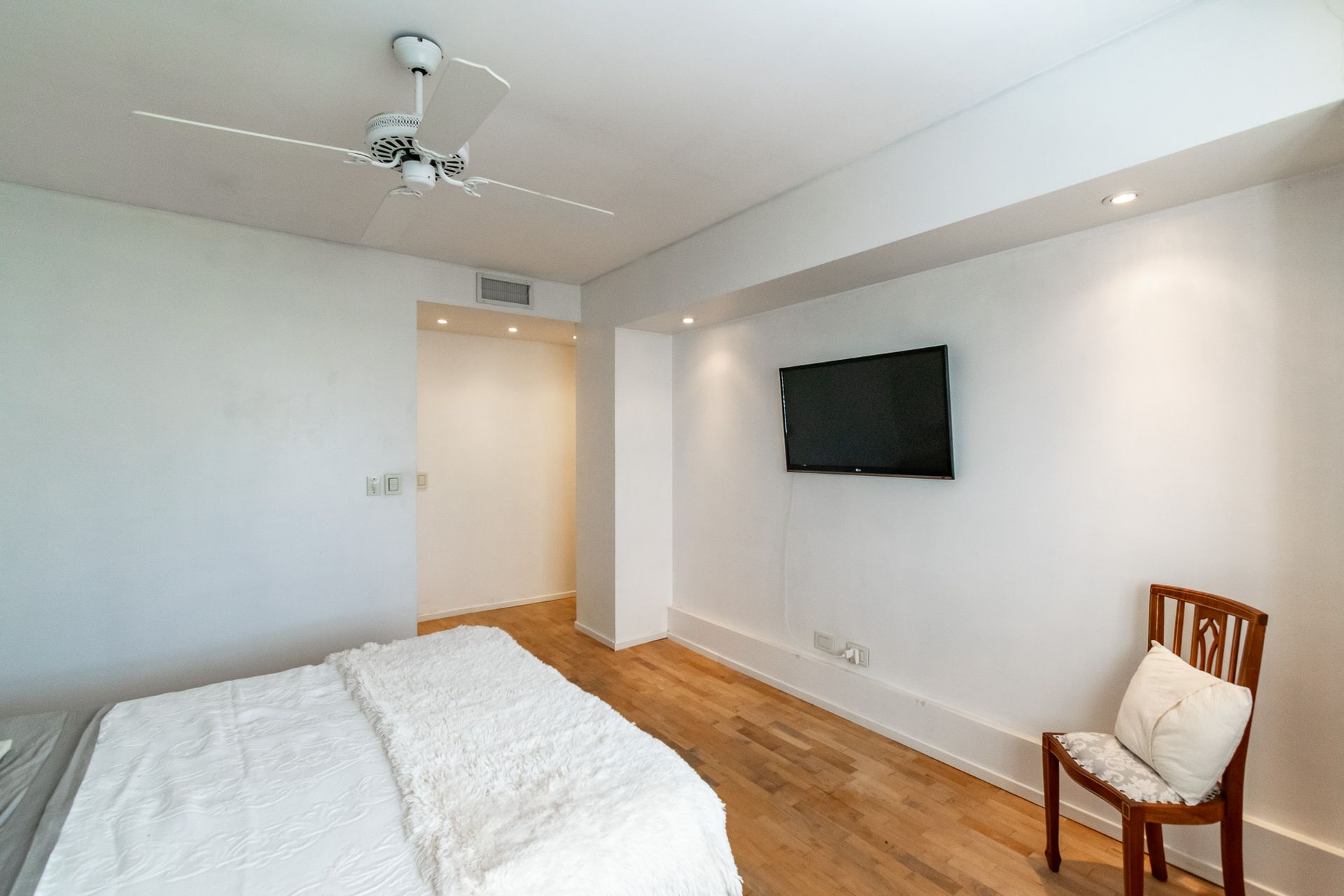 Venta Casa de 8 Ambientes en Martinez