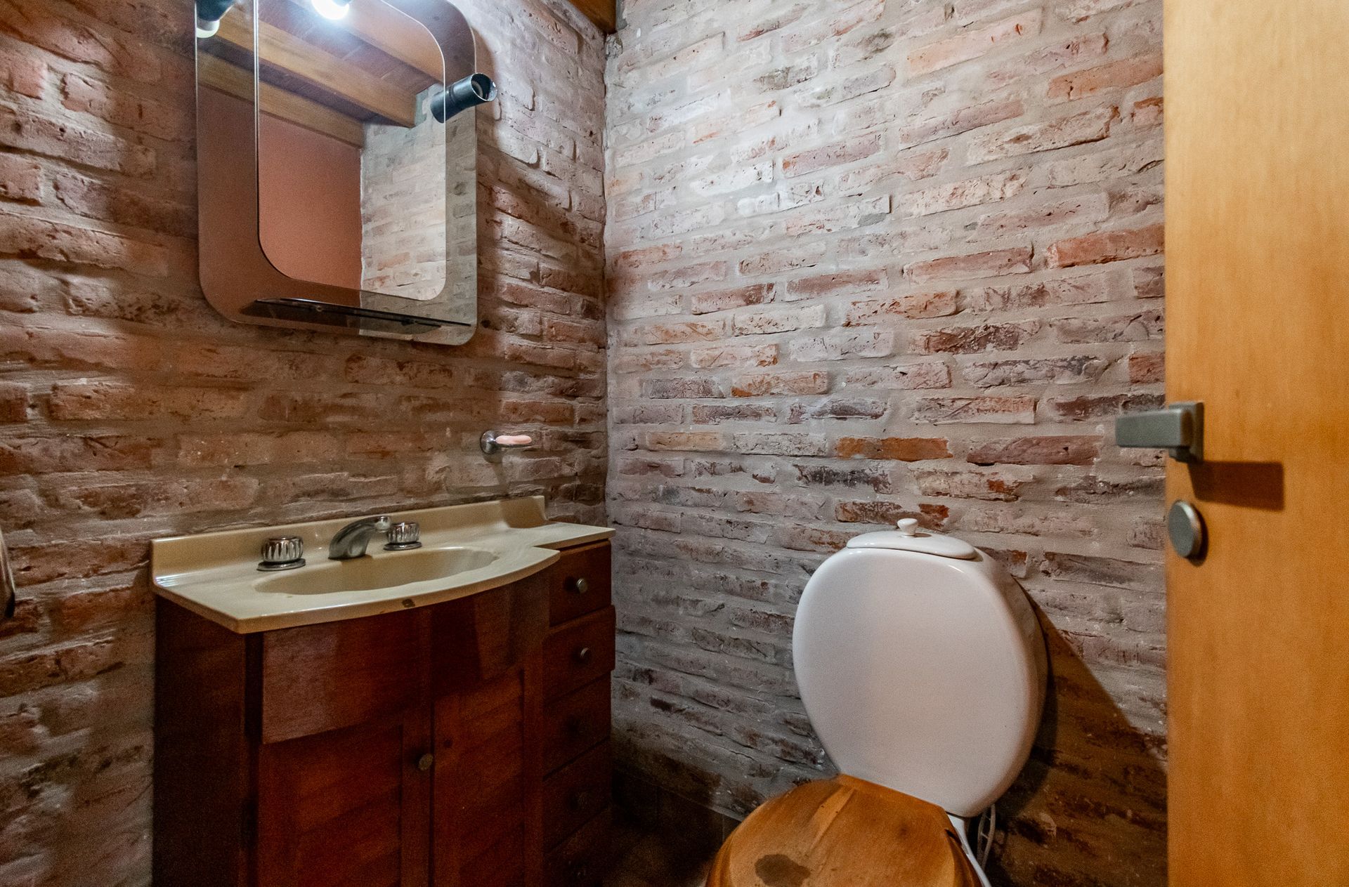 Venta Casa de 8 Ambientes en Martinez
