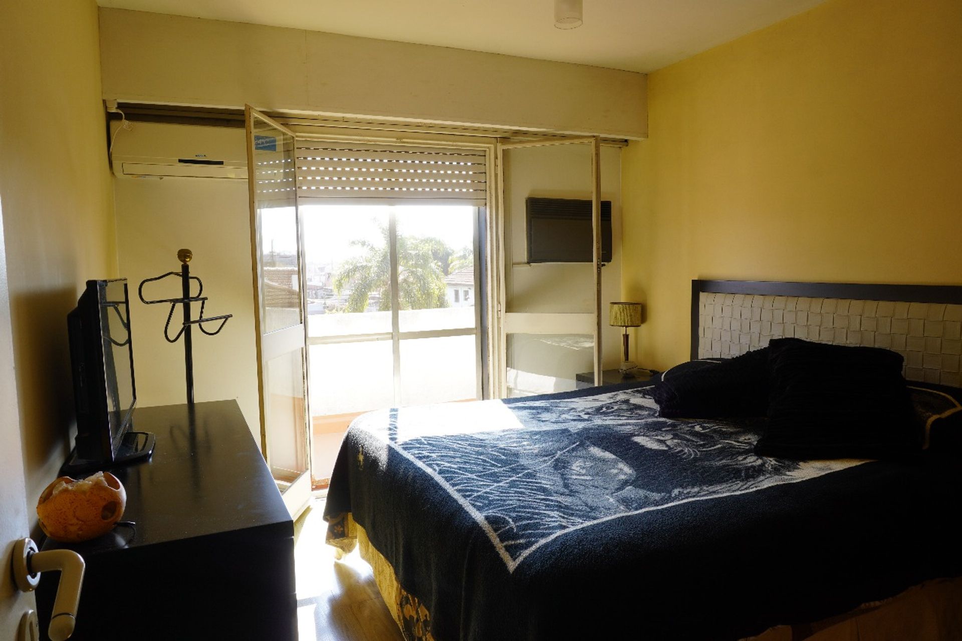 Venta Departamento Tres Ambientes Con Cochera