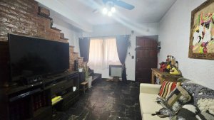 Venta ph 4 ambientes tipo triplex Olivos Vte Lopez