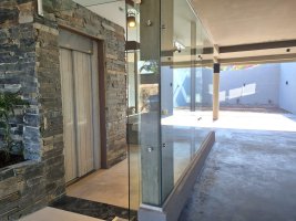 Victoria Sale 2-Rooms Garage Bright Balcony