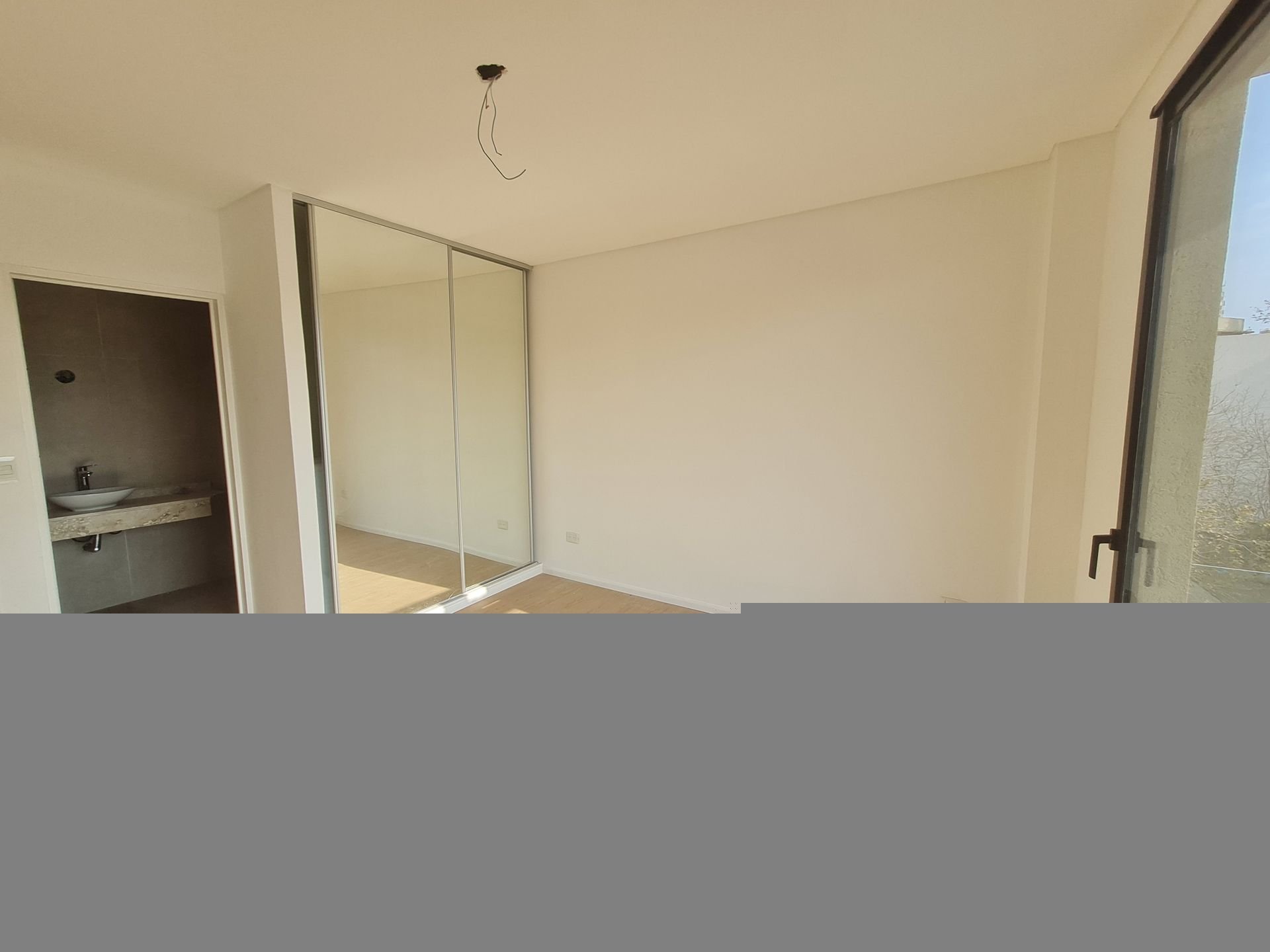 Venta Victoria 2 Amb Cochera Balcon Luminoso