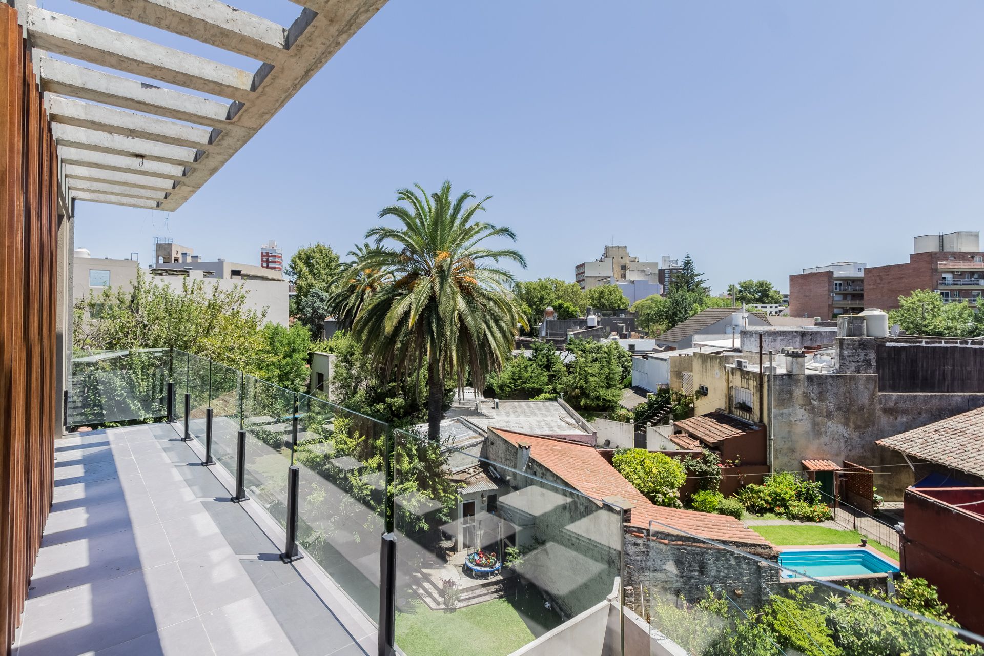 Victoria 2-Room Bright Balcony Sale