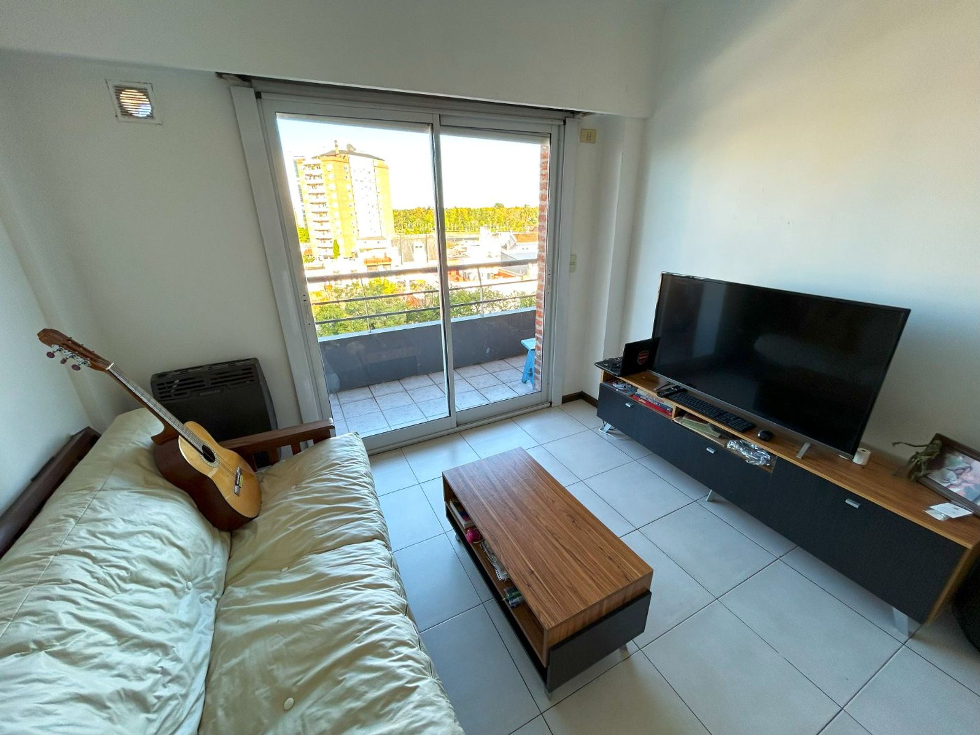 Venta Dos Ambientes - Av. Italia Tigre Centro