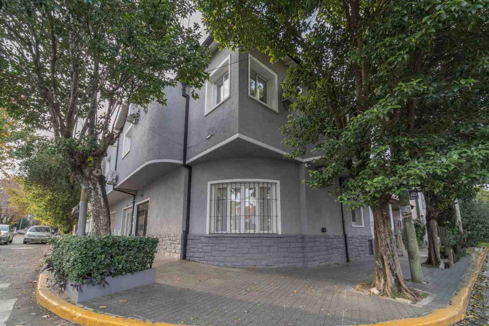 Venta Olivos Casa 6 Ambientes Patio Y Dependencia