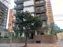 Sale of 3-room Apartment with Balcony and Garage, Martínez