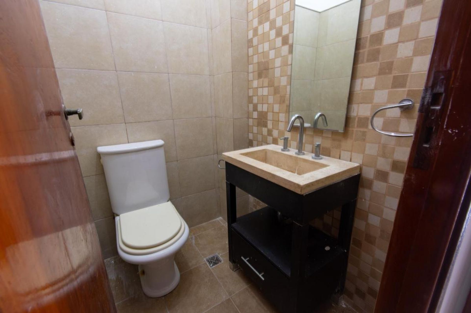 Venta Casa C/Pileta Vicente Lopez Lote 295 M2