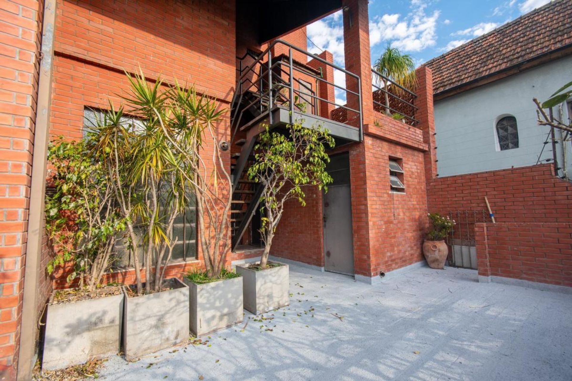 Venta Casa C/Pileta Vicente Lopez Lote 295 M2