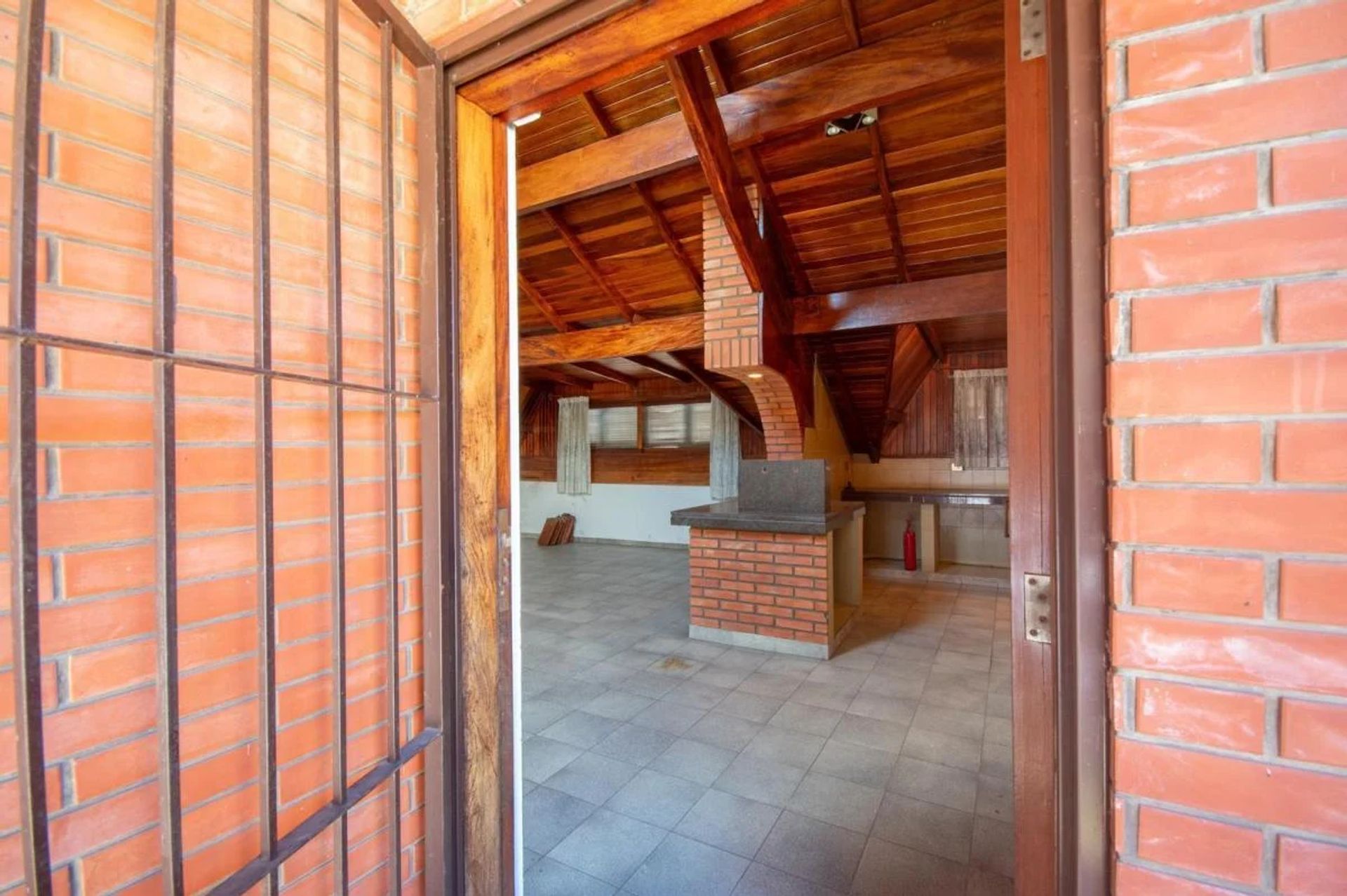 Venta Casa C/Pileta Vicente Lopez Lote 295 M2