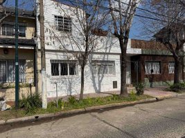 House in Horizontal Property Facing Front