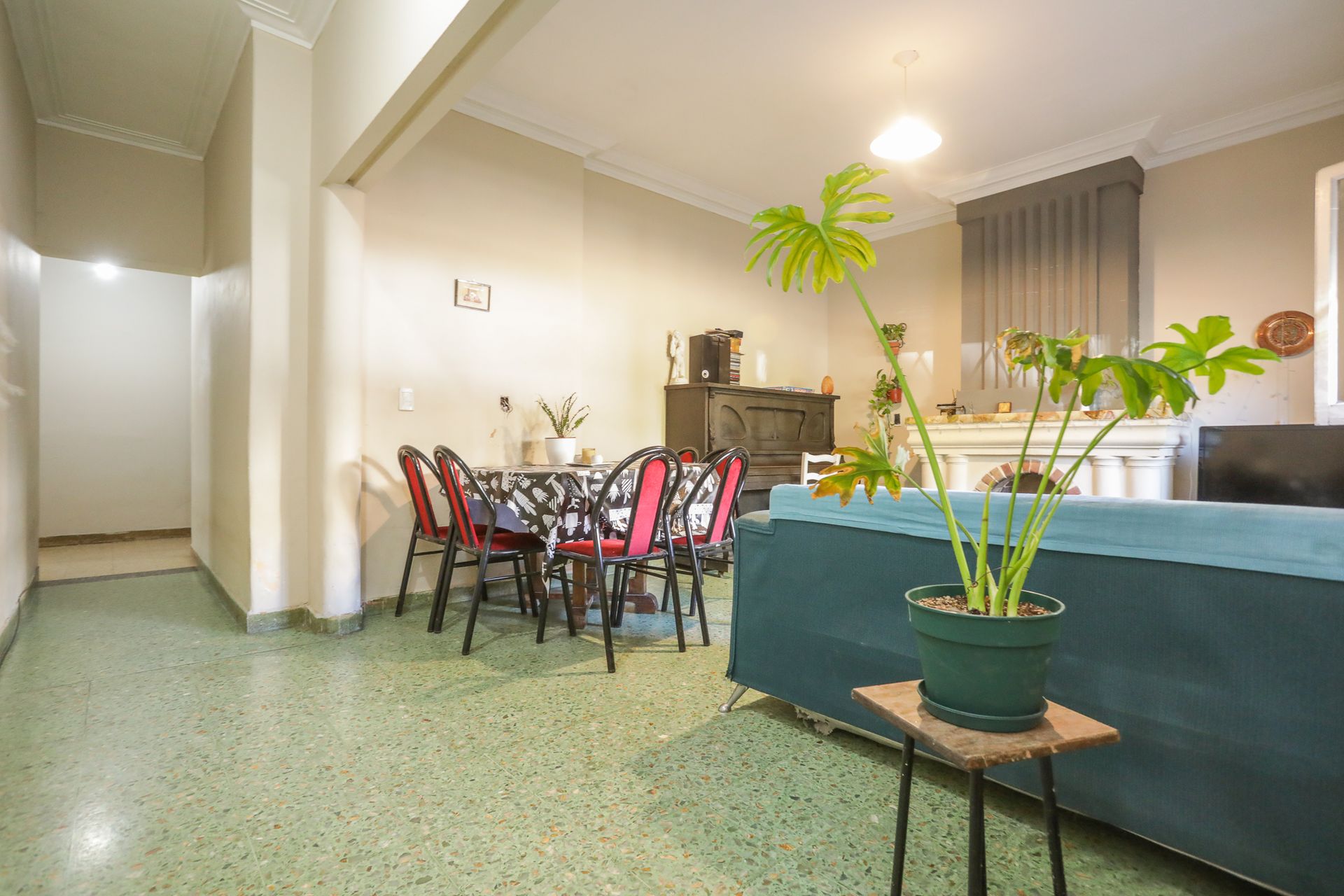 Olivos Venta PH 3 ambientes Gran Patio y Cochera