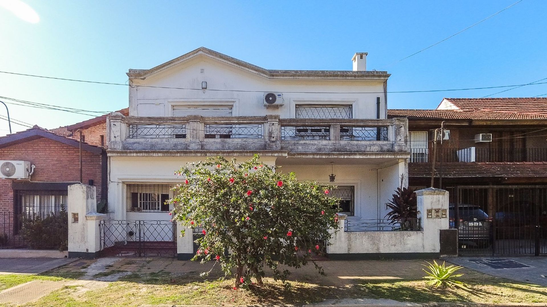 Olivos Venta PH 3 ambientes Gran Patio y Cochera