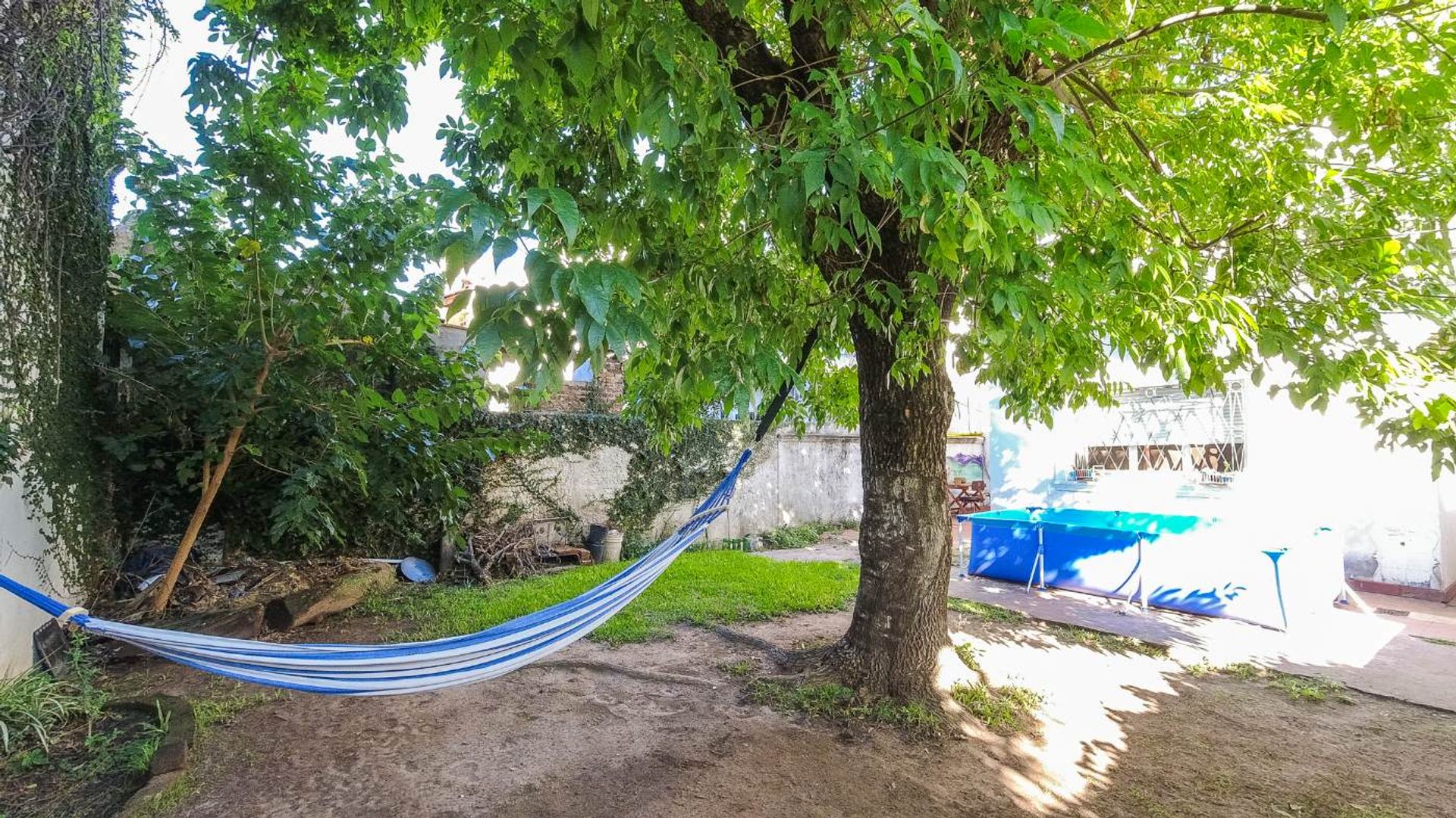 Olivos Venta PH 3 ambientes Gran Patio y Cochera