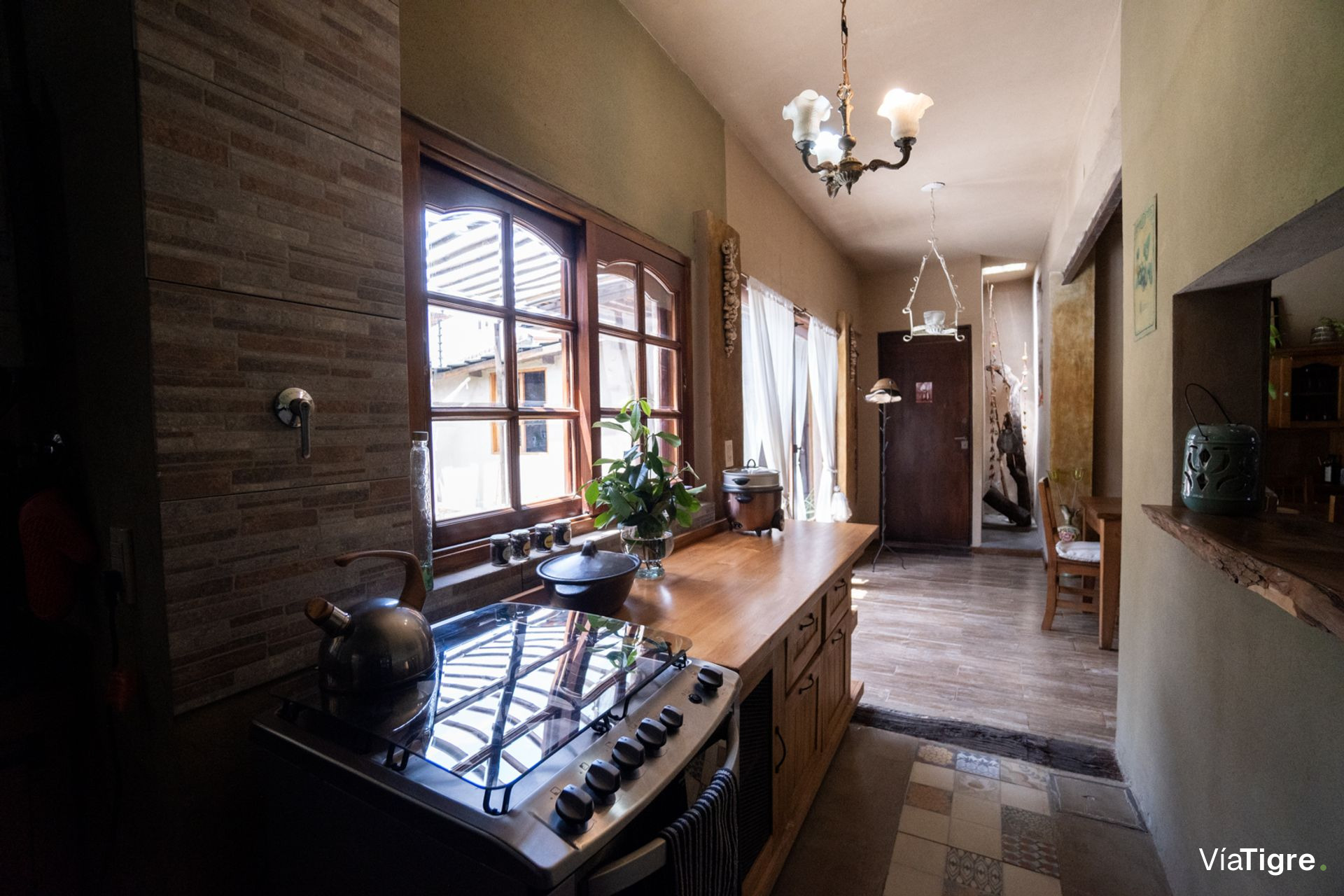 Venta casa estilo campo piscina jardin - Florida O