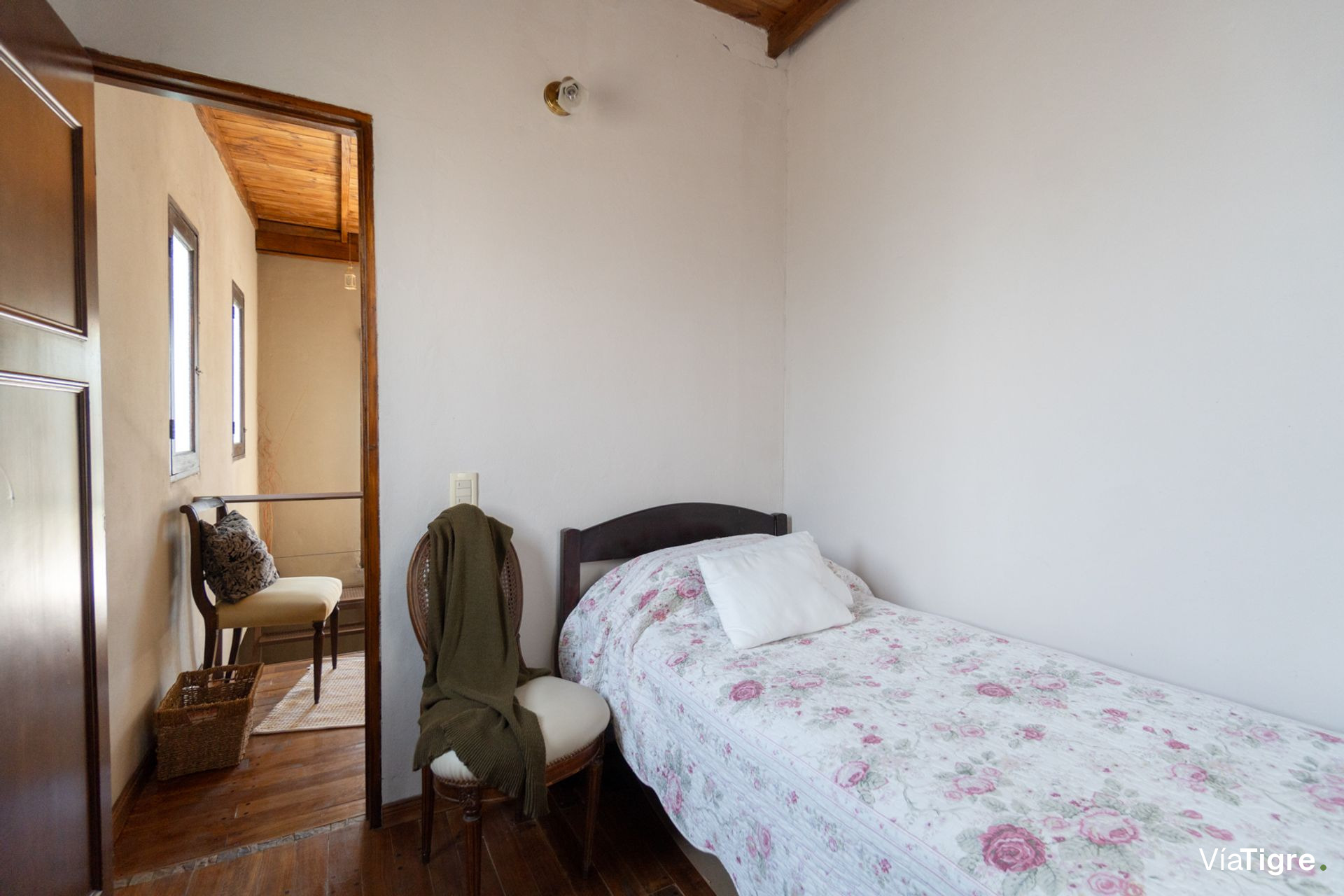Venta casa estilo campo piscina jardin - Florida O