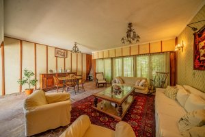 5-room House for Sale, San Fernando, Garden, BBQ