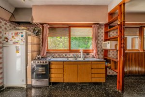 5-room House for Sale, San Fernando, Garden, BBQ