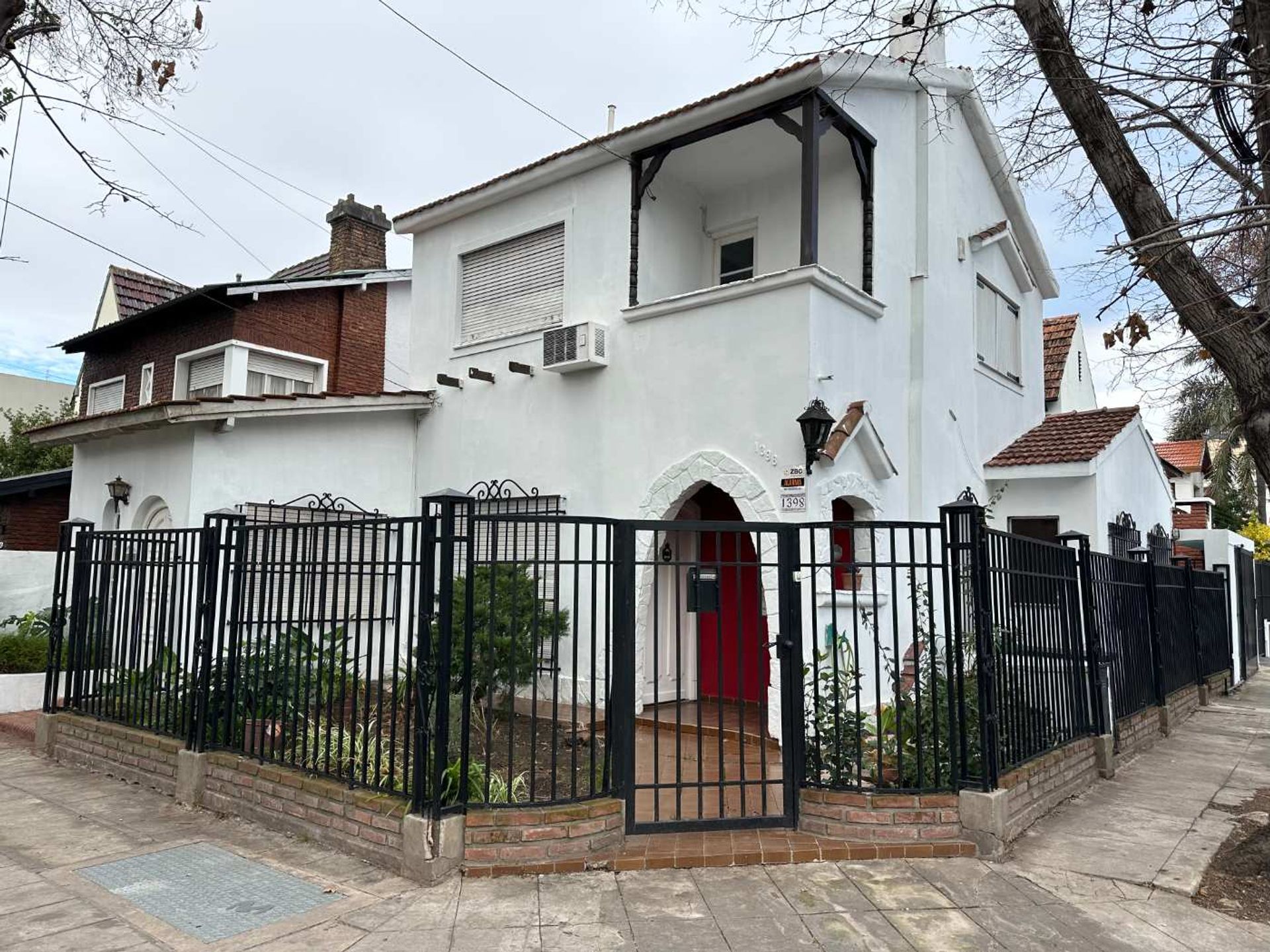 Venta Casa 7 Ambientes En Olivos Con Cochera