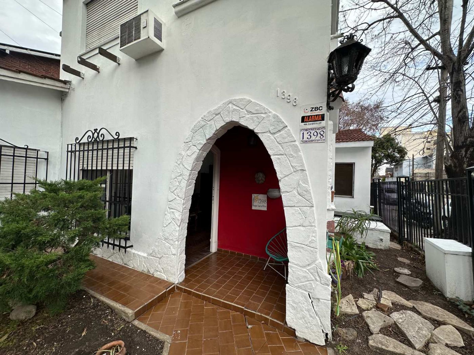Venta Casa 7 Ambientes En Olivos Con Cochera