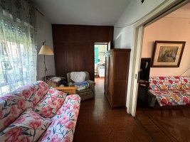 Venta Casa 7 Ambientes En Olivos Con Cochera