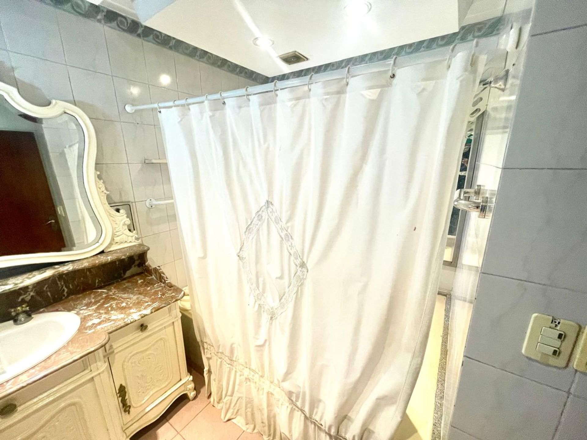 Excelente Casa Dos Planta Con Parque Y Pileta
