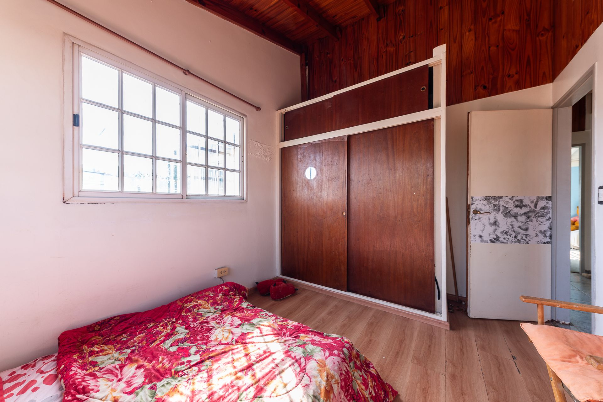 VENTA CASA 5 AMBIENTES + Depto EN VILLA MARTELLI
