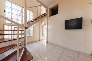 House for Sale, 5 rooms + Apartment in Villa Martelli