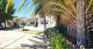 Venta Casa 3 Ambientes Con Cochera Beccar