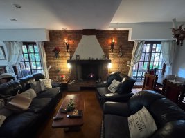 House for Sale – 7 Rooms with Garden in Florida