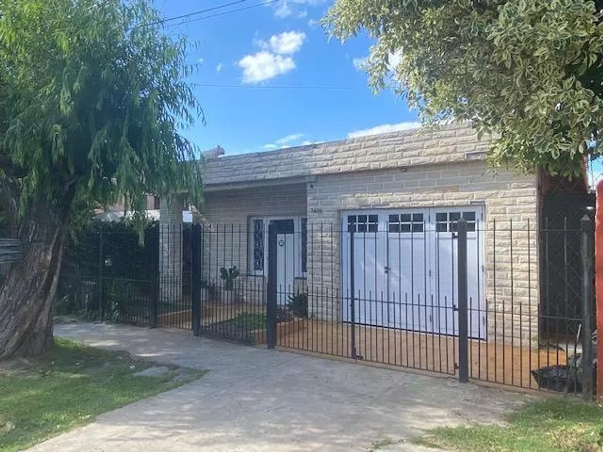 House for Sale, 5 rooms, General Pacheco, Garage