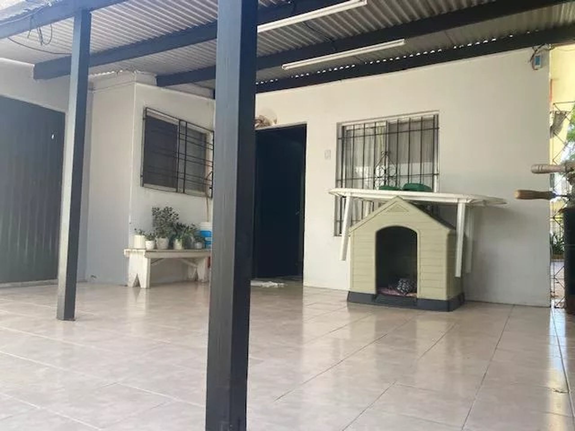Venta Casa 5 ambientes General Pacheco, Garaje