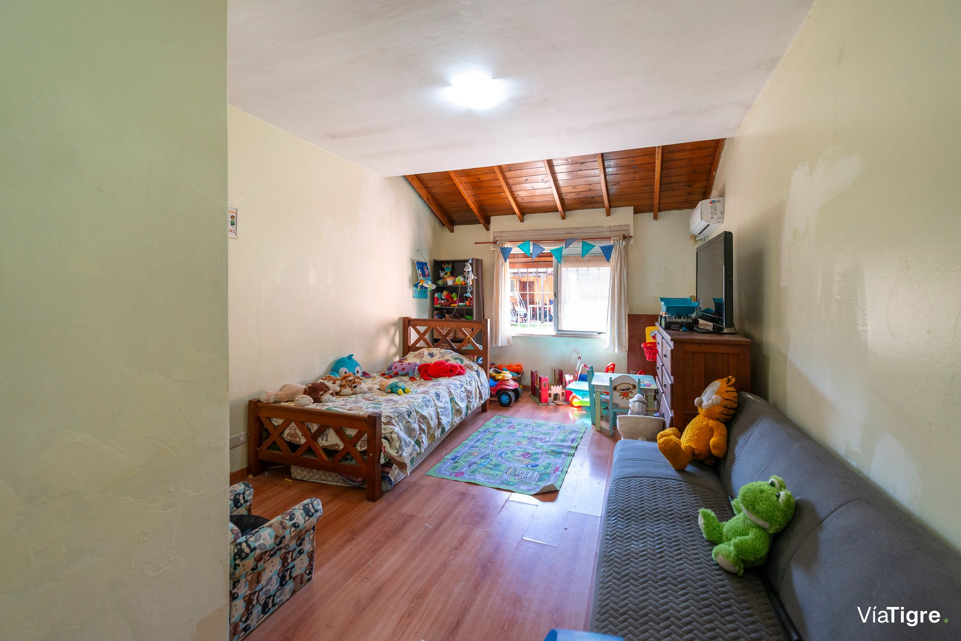 Venta Casa 5 Ambientes Pileta Y Quincho Torcuato