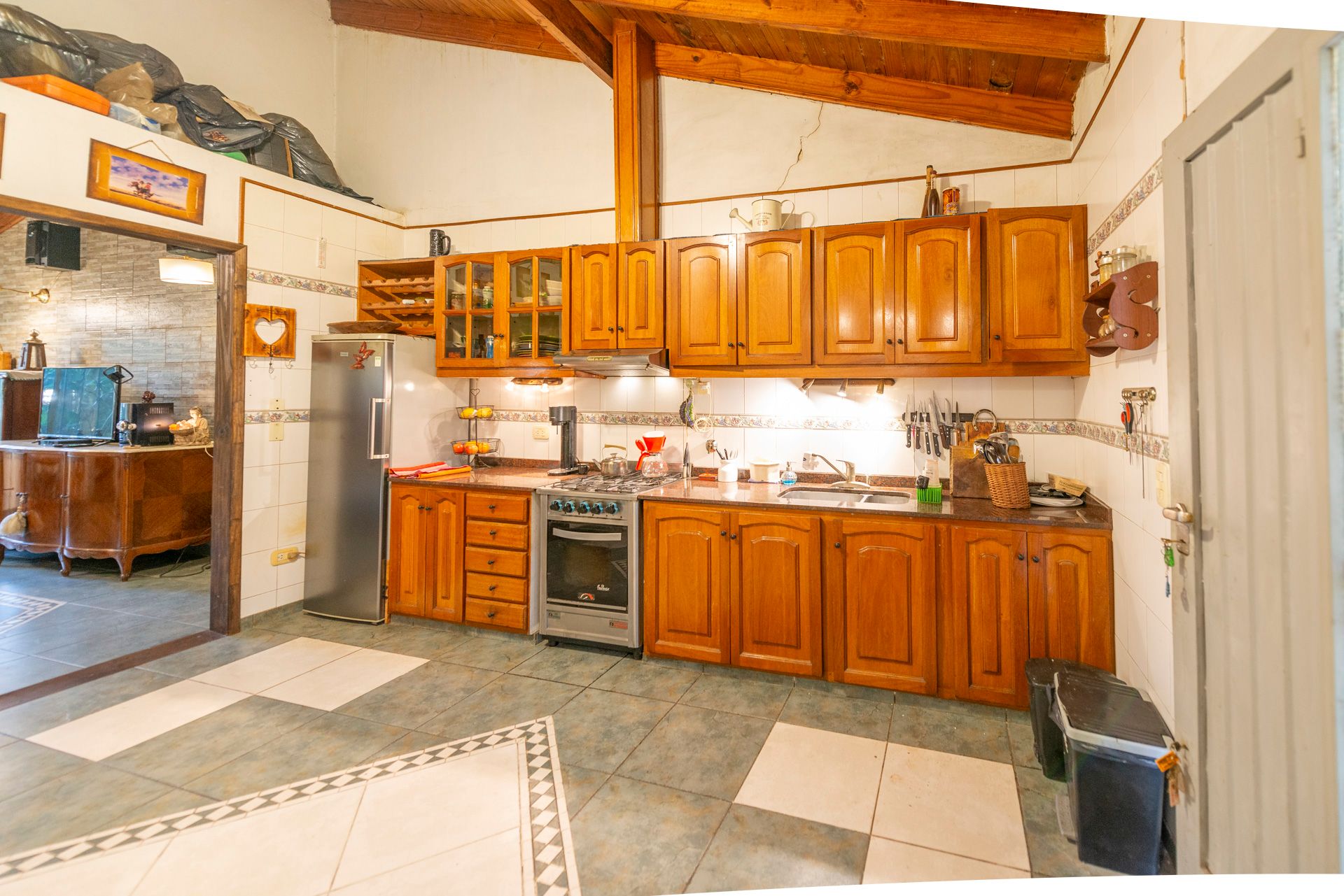 Venta Casa 4 Ambientes Jardin Troncos De Talar
