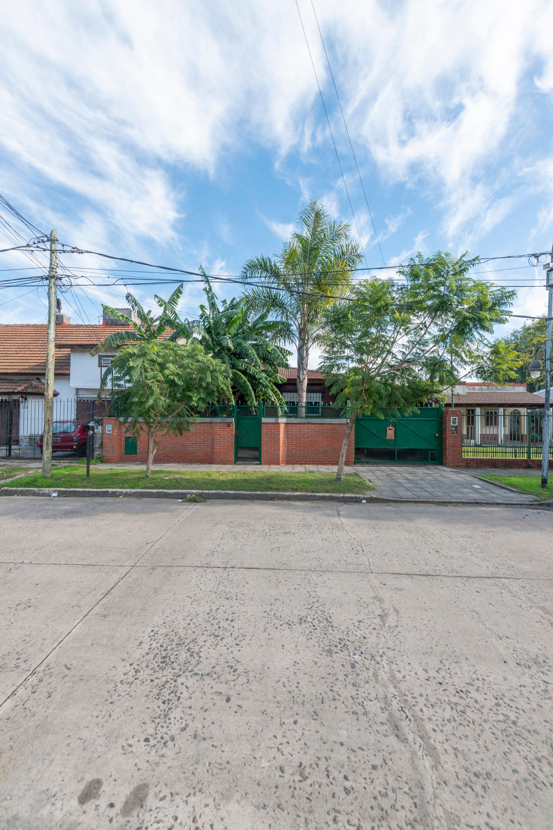 Venta Casa 4 Ambientes Jardin Troncos De Talar