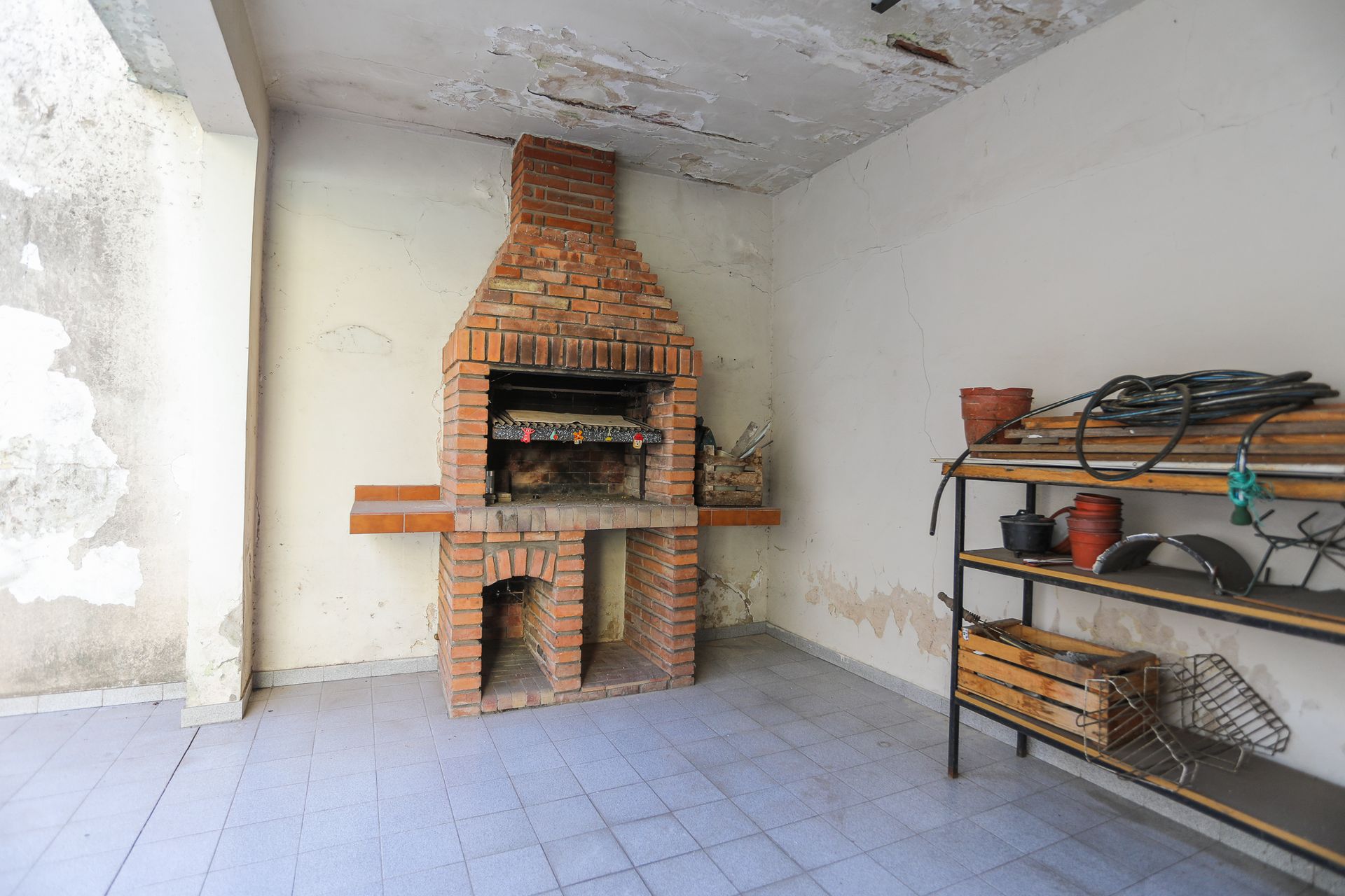 Ph 5 Ambientes A Refaccionar Con Patio Y Parrilla