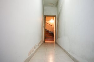 FOR SALE: 5-room Apartment to Refurbish Villa Adelina