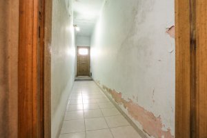 FOR SALE: 5-room Apartment to Refurbish Villa Adelina