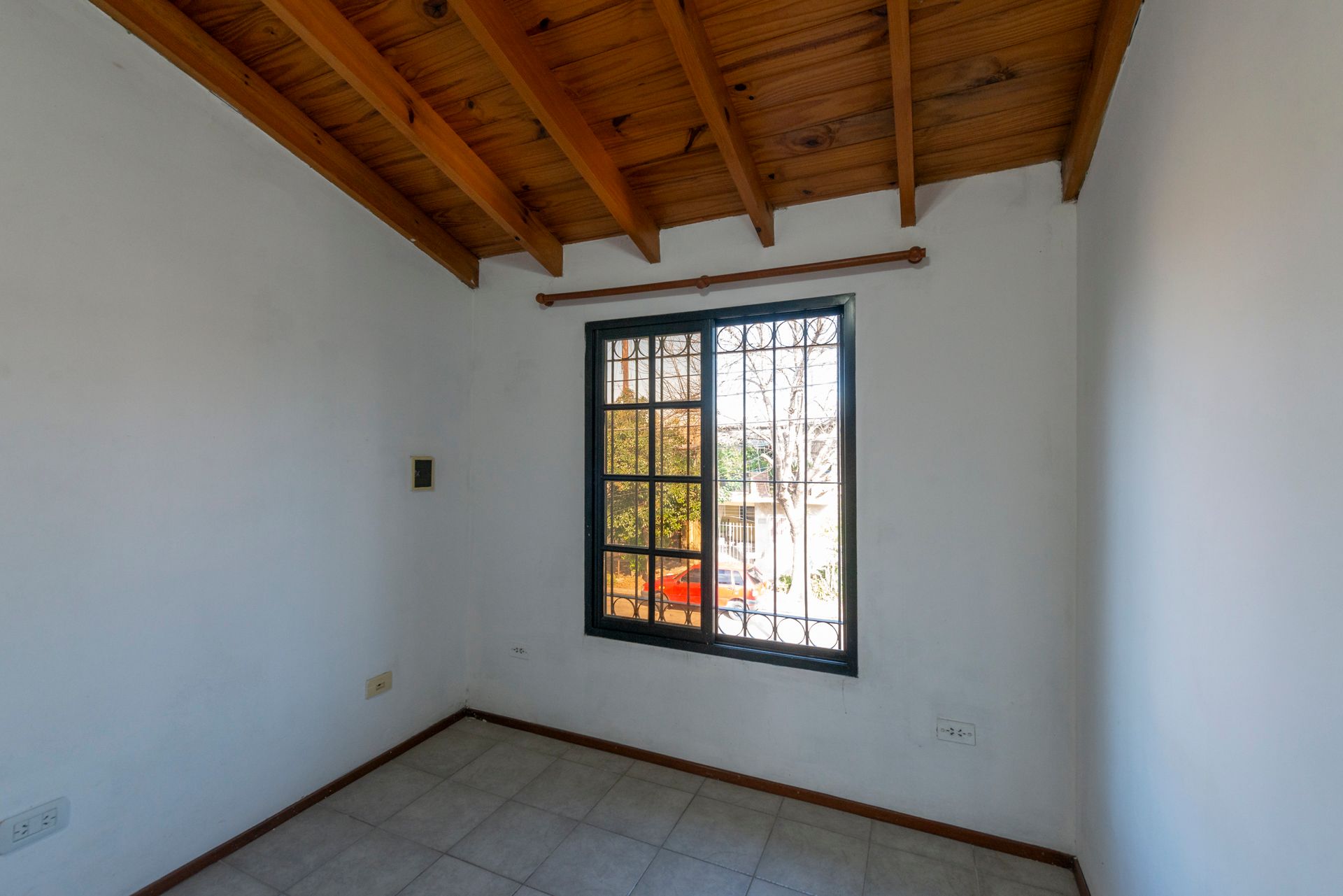 Venta Casa 5 Amb Torcuato Jardin Quincho Terraza