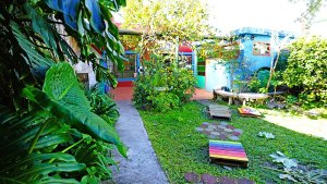 VENTA amplio PH tipo casa luminoso indep Apto Cred