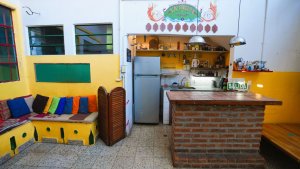 VENTA amplio PH tipo casa luminoso indep Apto Cred