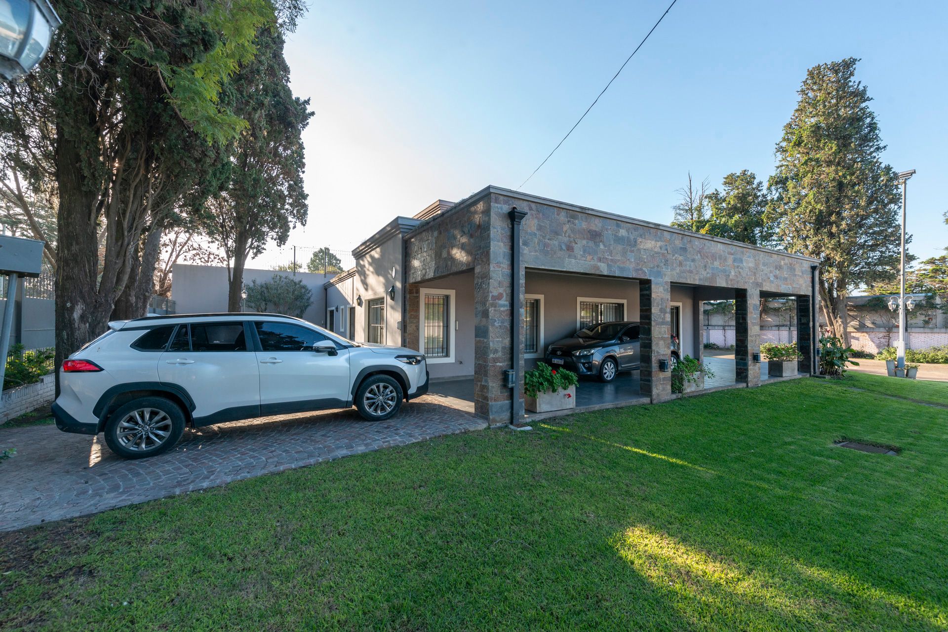 Venta Casa 5 Ambientes Pileta Parque Don Torcuato