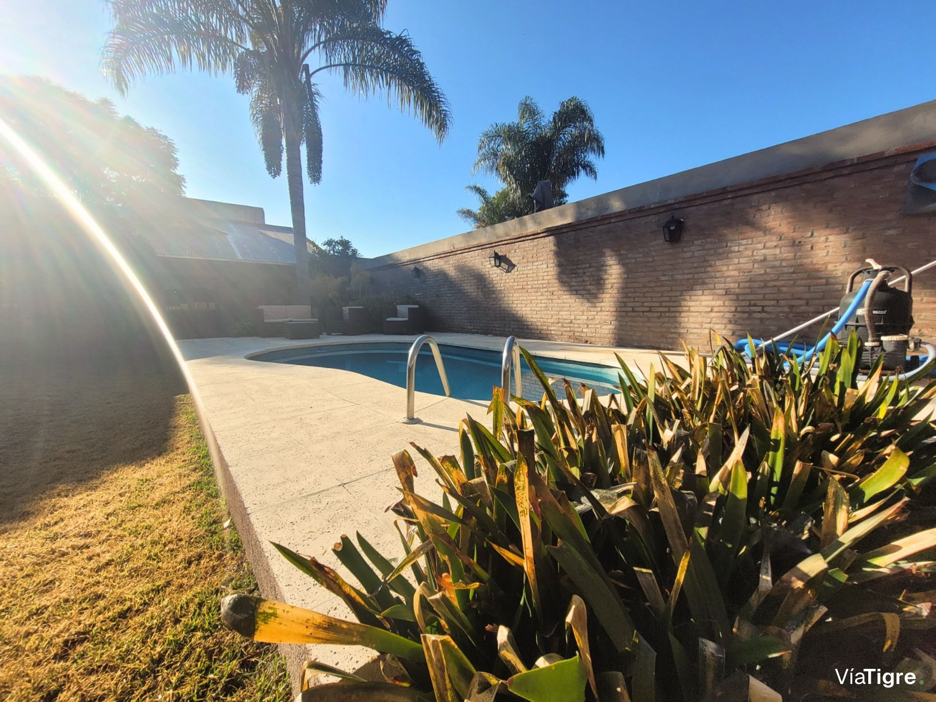 Casa En Venta Don Torcuato - 5 Amb + Quincho 4 Amb