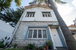 5-Room House for Sale with Garden, Florida