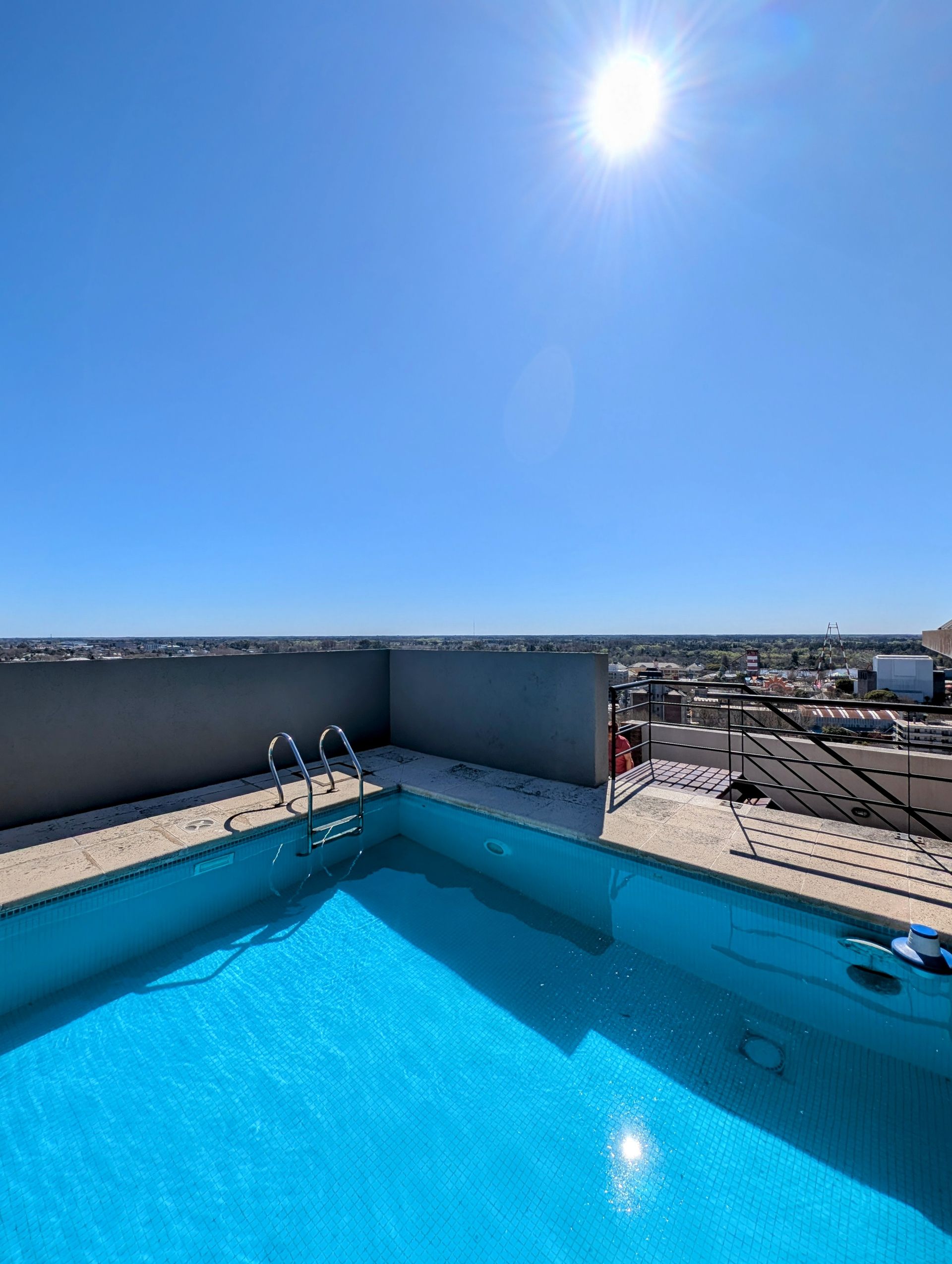 Venta Depto 3 amb.Tigre. Balcón.Coch. Amenities.