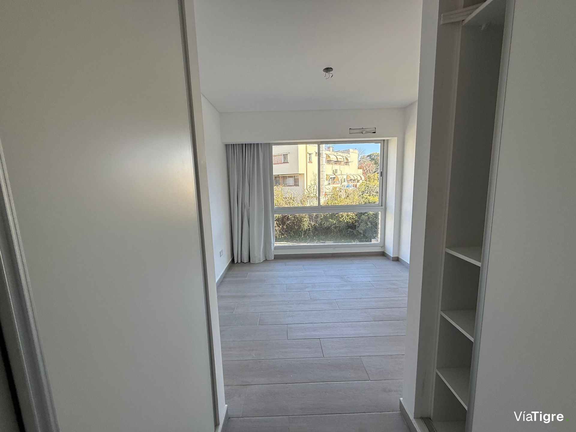 Venta 2 Ambientes Con Cochera Olivos