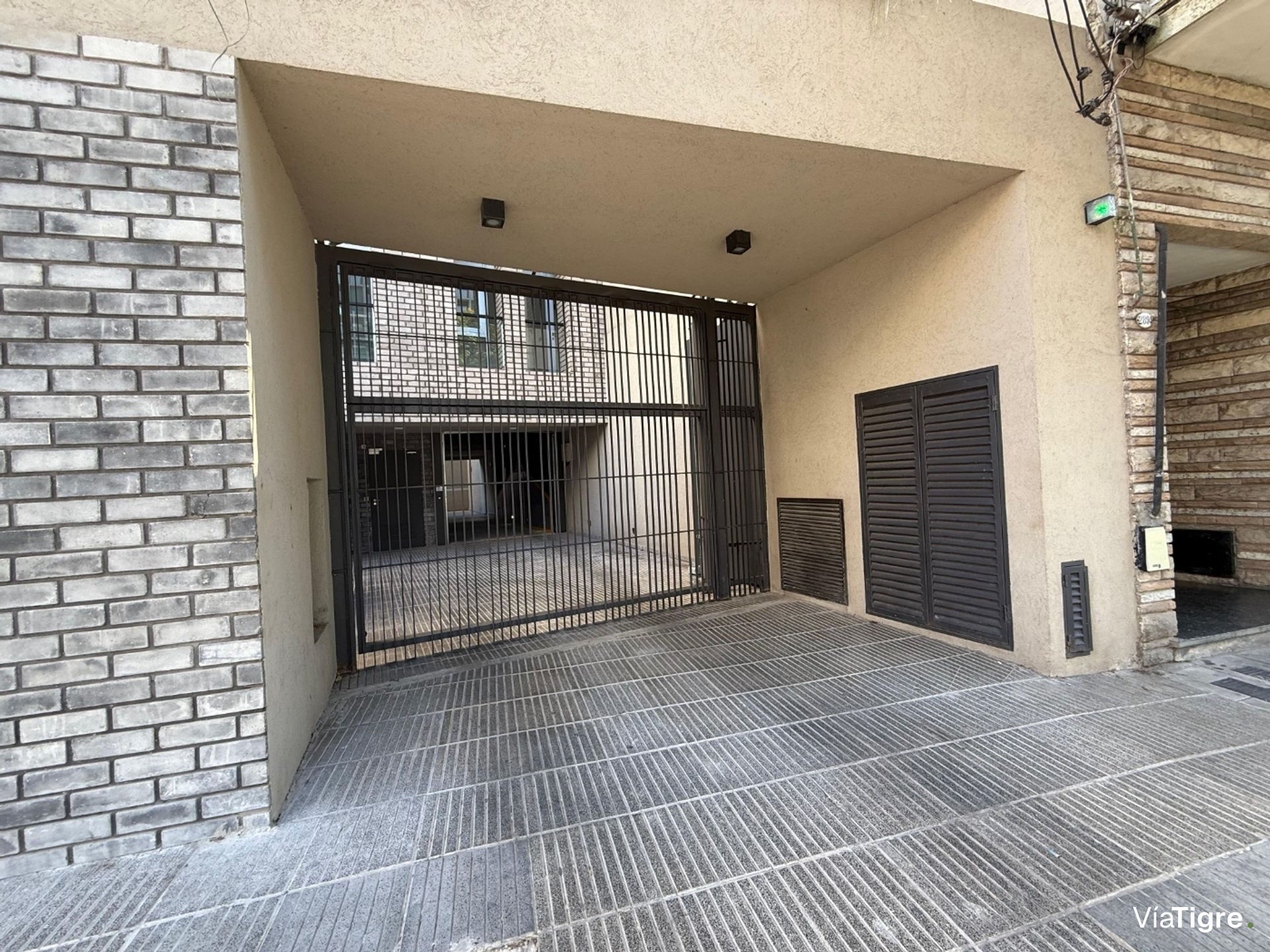 Venta 2 Ambientes Con Cochera Olivos