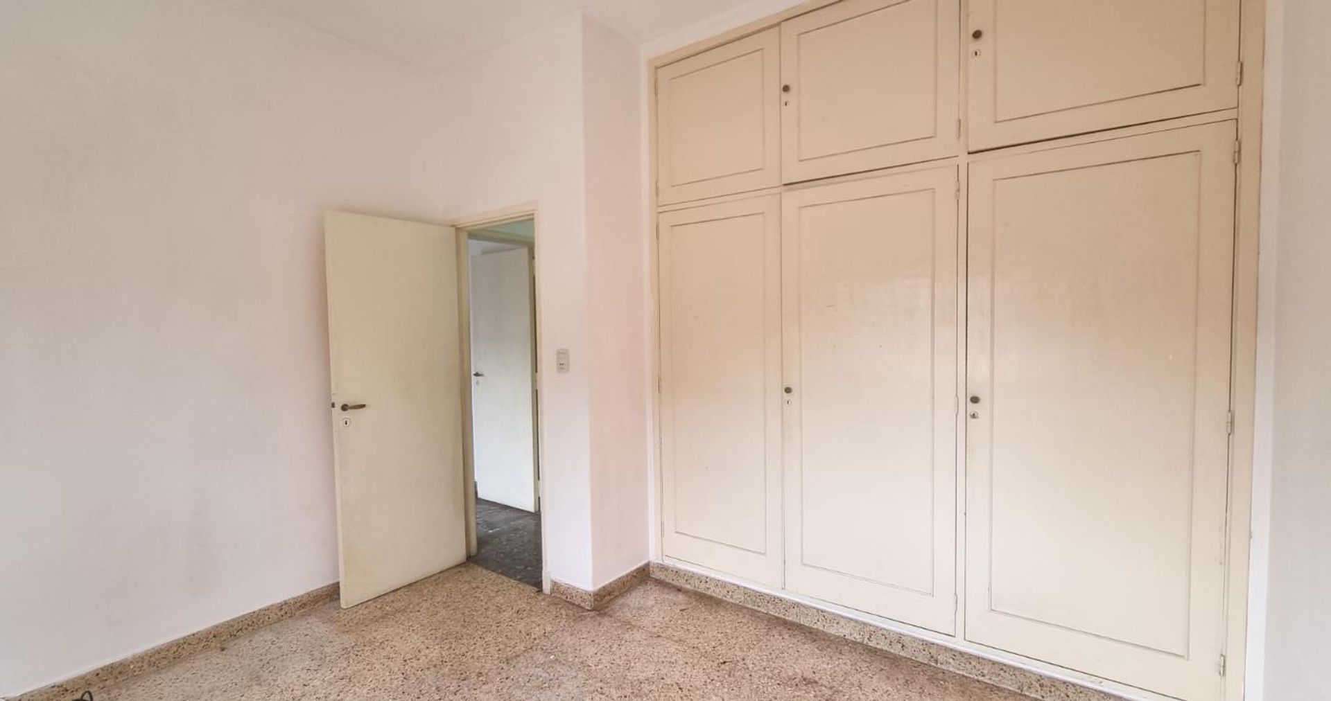 Venta PH 4 amb. quincho parrilla terraza permuta