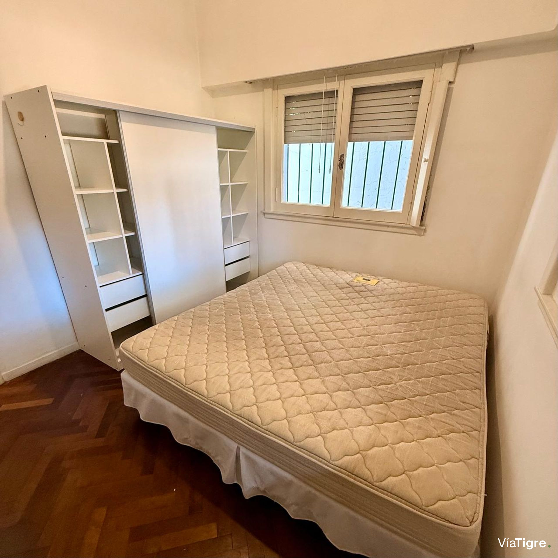 Venta casa multifamiliar en Olivos Barrio Golf